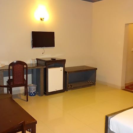 Hotel Sky Towers Karachi Exterior foto